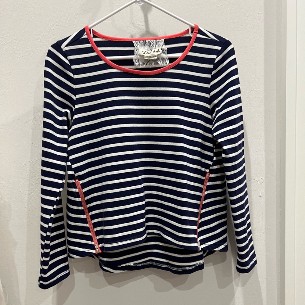 Striped Sweatshirt 🎉Host Pick🎉